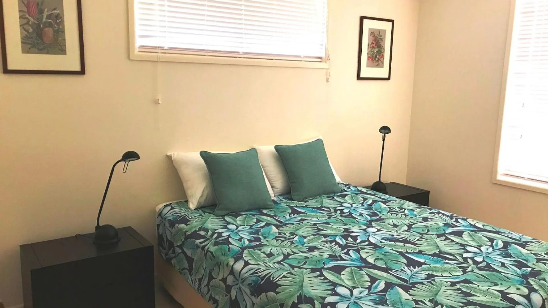 8 Pangatta Court Villa Rainbow Beach 0*,